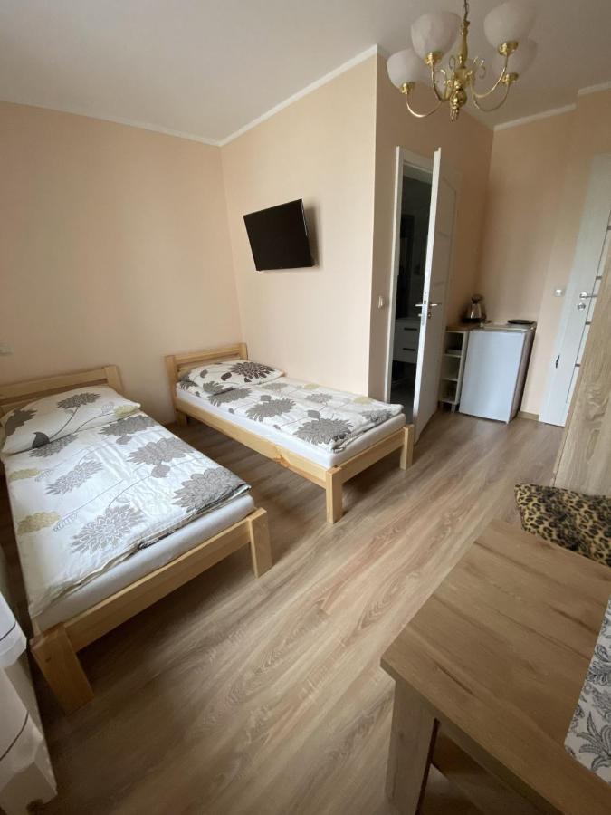 Pokoje Goscinne „Ikar” Ustronie Morskie Exterior foto